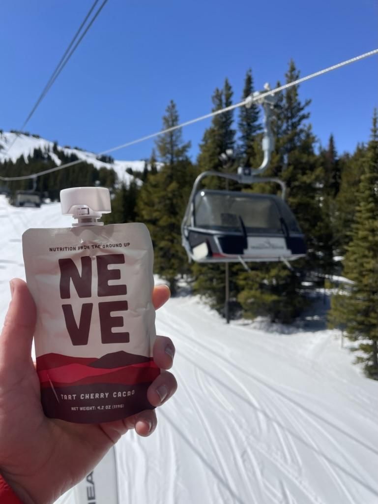 Tart Cherry Cacao Neve Smoothie Pouch - Best Ski Snacks
